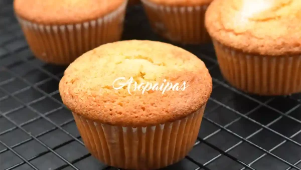 Magdalenas con relleno de chocolate