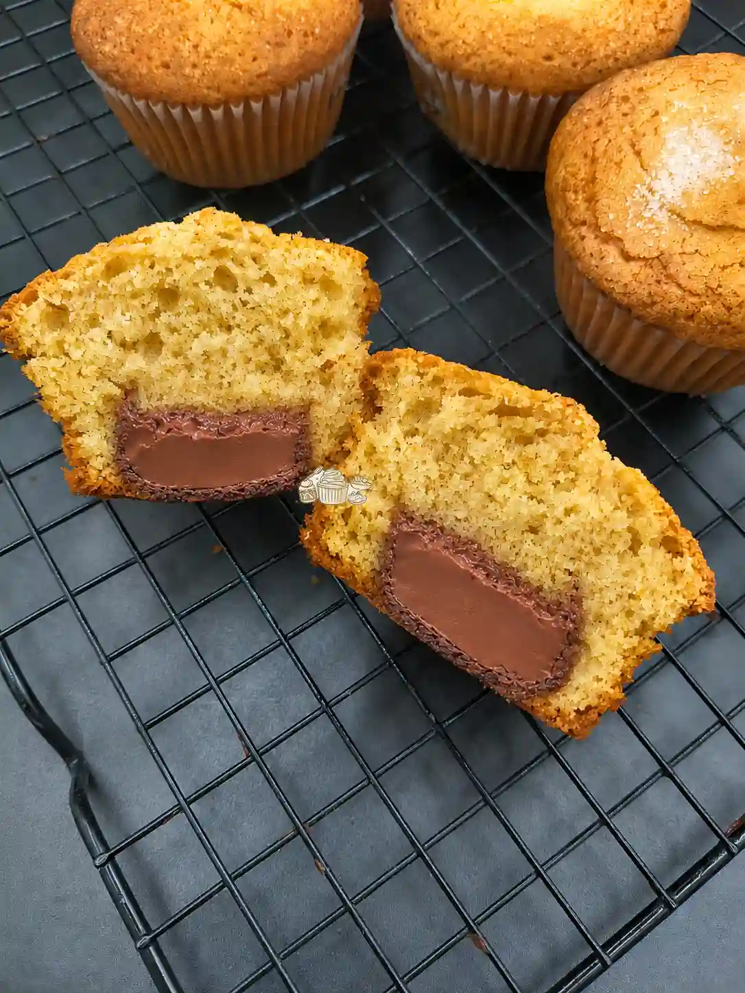 Magdalenas con relleno de chocolate